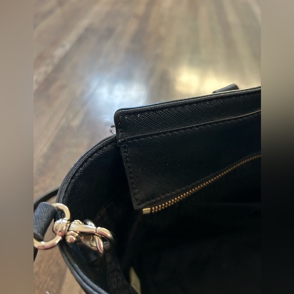 Kate Spade Tote purse - Picture 5 of 7